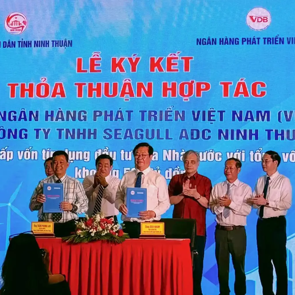 DannyGreen - Lễ Ký Kết Hợp Tác VDB|Nông trại hữu cơ DannyGreen - Sơn Hải, Ninh Thuận|Canh tác hữu cơ công nghệ cao tại nông trại hữu cơ DannyGreen||